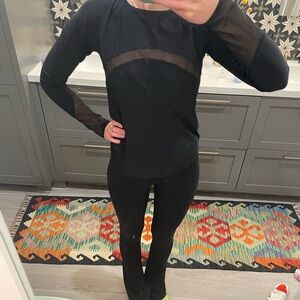 Lululemon top